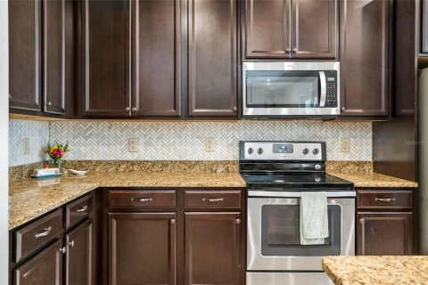 Casa en venta en Bunnell, Florida, 3 dormitorios, 170.75 m2 № 1655741 - foto 3