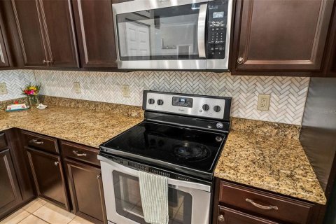 Casa en venta en Bunnell, Florida, 3 dormitorios, 170.75 m2 № 1655741 - foto 13