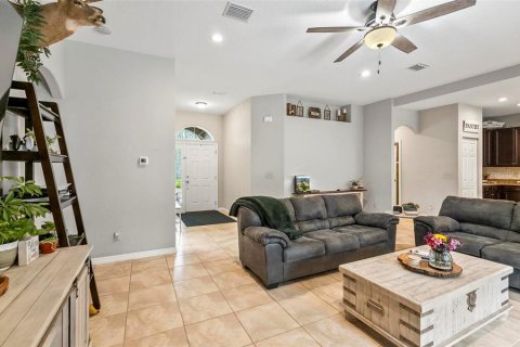 Casa en venta en Bunnell, Florida, 3 dormitorios, 170.75 m2 № 1655741 - foto 2