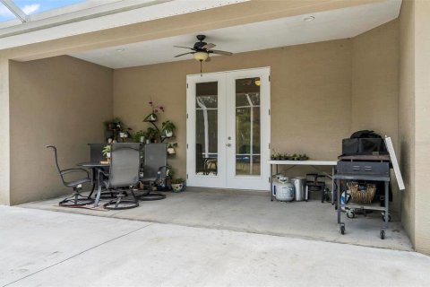 Casa en venta en Bunnell, Florida, 3 dormitorios, 170.75 m2 № 1655741 - foto 9