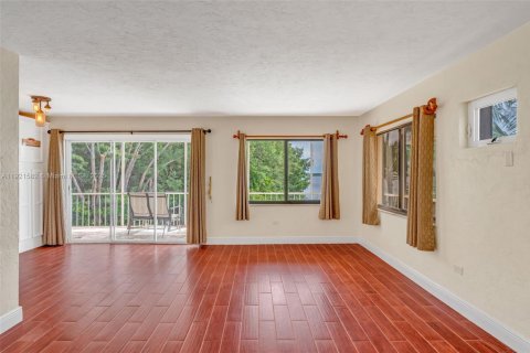 Casa en venta en Key Largo, Florida, 3 dormitorios, 104.24 m2 № 1975312 - foto 5