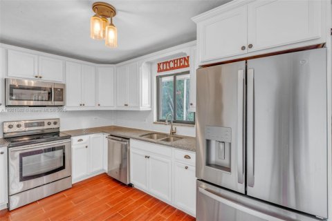 Casa en venta en Key Largo, Florida, 3 dormitorios, 104.24 m2 № 1975312 - foto 9