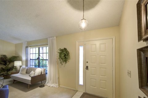 Villa ou maison à vendre à Tampa, Floride: 4 chambres, 165.92 m2 № 1612680 - photo 5