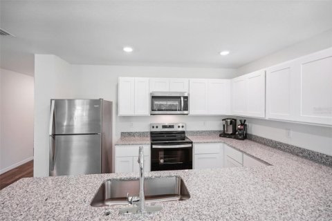 House in LaBelle, Florida 3 bedrooms, 154.78 sq.m. № 1885894 - photo 13