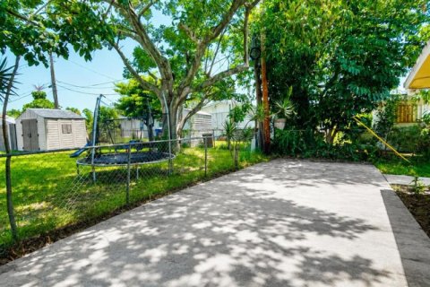 Villa ou maison à vendre à Fort Lauderdale, Floride: 3 chambres, 96.62 m2 № 2301521 - photo 7