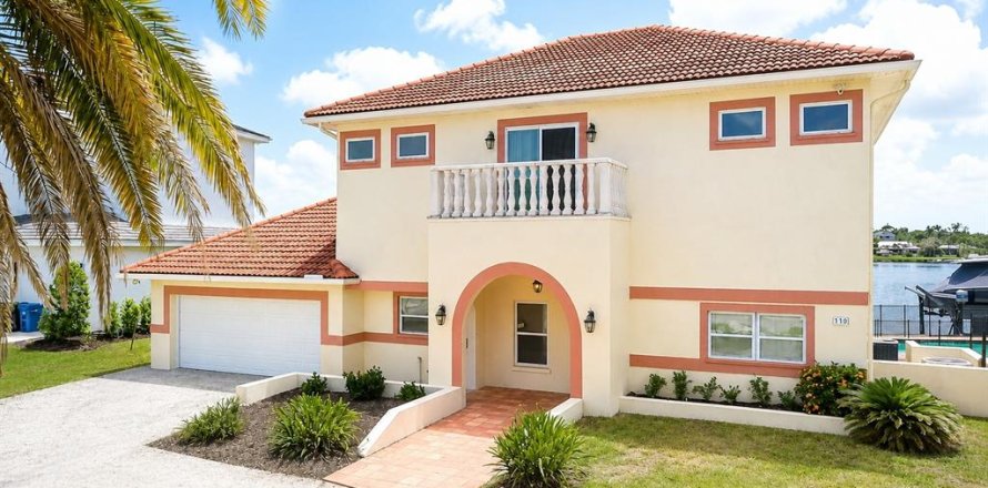 Villa ou maison à Nokomis, Floride 6 chambres, 324.88 m2 № 2201895