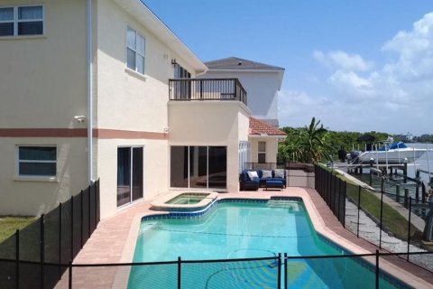 Villa ou maison à vendre à Nokomis, Floride: 6 chambres, 324.88 m2 № 2201895 - photo 3