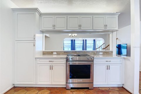 Villa ou maison à vendre à Nokomis, Floride: 6 chambres, 324.88 m2 № 2201895 - photo 17