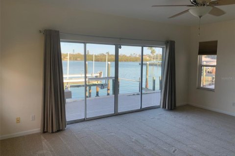 Villa ou maison à vendre à Nokomis, Floride: 6 chambres, 324.88 m2 № 2201895 - photo 23