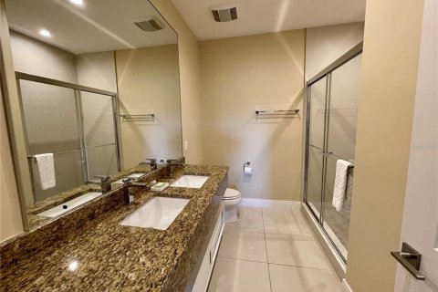 Купить таунхаус в Киссимми, Флорида 7 комнат, 222.59м2, № 1767226 - фото 10