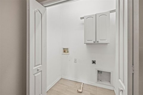 Купить таунхаус в Ривервью, Флорида 6 комнат, 140.56м2, № 2318515 - фото 18