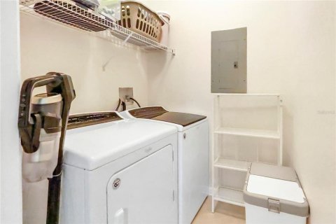 Condo in Orlando, Florida, 3 bedrooms  № 1630906 - photo 28