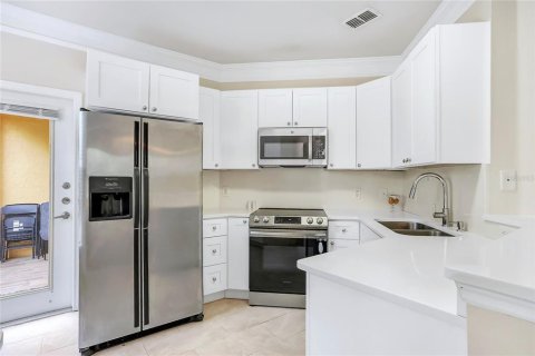 Condo in Orlando, Florida, 3 bedrooms  № 1630906 - photo 8
