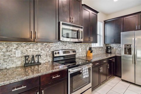 House in STOREY LAKE in Kissimmee, Florida 5 bedrooms, 286.23 sq.m. № 1754541 - photo 15