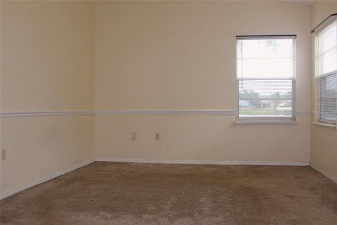 Villa ou maison à louer à Lake Mary, Floride: 3 chambres, 127.18 m2 № 2213384 - photo 11