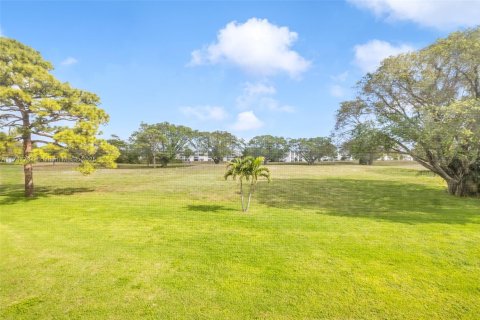Condo in Deerfield Beach, Florida, 2 bedrooms  № 1862992 - photo 24