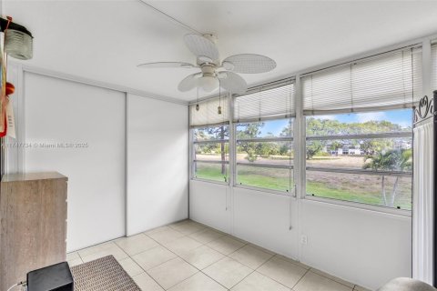 Condo in Deerfield Beach, Florida, 2 bedrooms  № 1862992 - photo 26