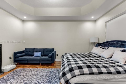 Townhouse in Miami, Florida 3 bedrooms, 155.15 sq.m. № 1584997 - photo 24