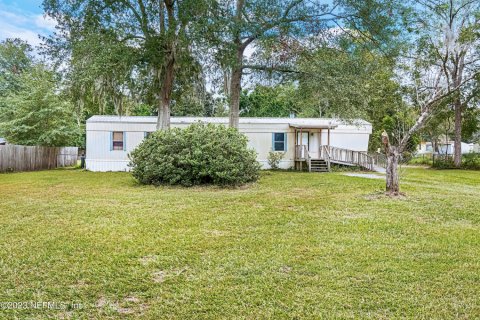 House in Glen Saint Mary, Florida 2 bedrooms, 85.84 sq.m. № 776339 - photo 1