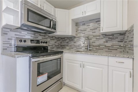 Apartment in Tampa, Florida 2 bedrooms, 54.72 sq.m. № 2157311 - photo 8