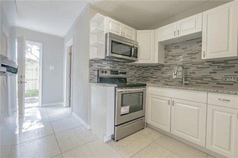 Apartment in Tampa, Florida 2 bedrooms, 54.72 sq.m. № 2157311 - photo 6