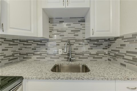 Apartment in Tampa, Florida 2 bedrooms, 54.72 sq.m. № 2157311 - photo 9