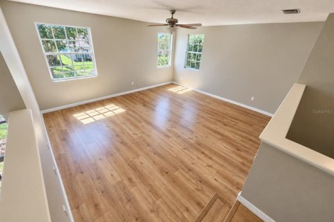House in Brandon, Florida 5 bedrooms, 320.7 sq.m. № 2416885 - photo 25