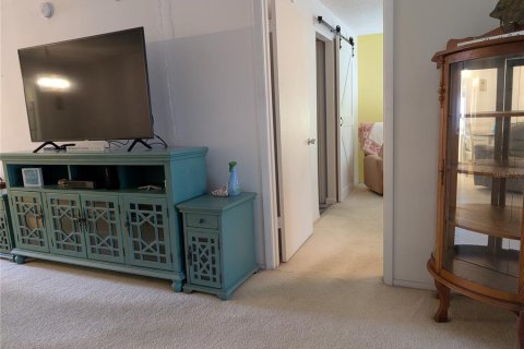 Condo in Bradenton, Florida, 2 bedrooms № 2110232 - photo 10