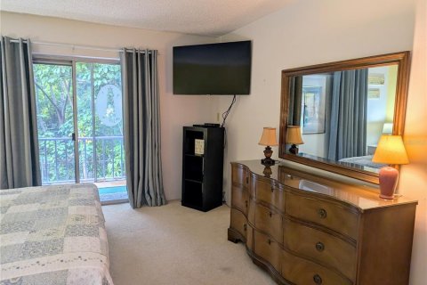 Condo in Bradenton, Florida, 2 bedrooms № 2110232 - photo 21