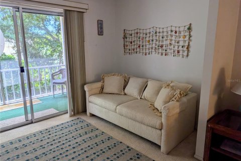 Condo in Bradenton, Florida, 2 bedrooms № 2110232 - photo 12