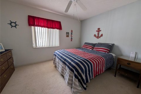 Condo in Bradenton, Florida, 2 bedrooms № 2110232 - photo 22