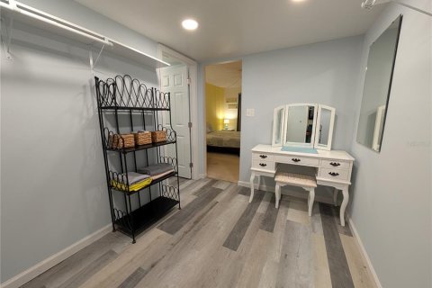 Condo in Bradenton, Florida, 2 bedrooms № 2110232 - photo 17