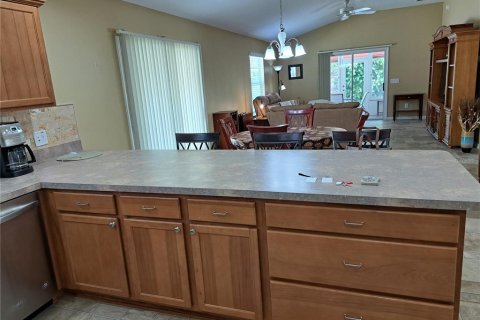 Casa en alquiler en The Villages, Florida, 2 dormitorios, 107.02 m2 № 1912735 - foto 5