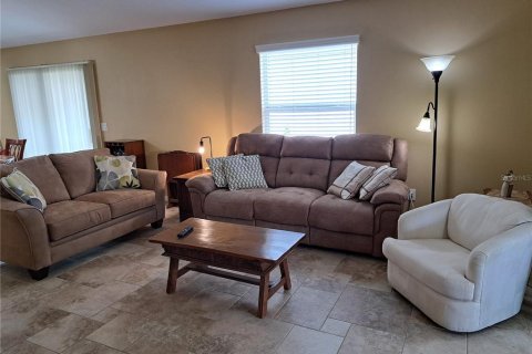 Casa en alquiler en The Villages, Florida, 2 dormitorios, 107.02 m2 № 1912735 - foto 19