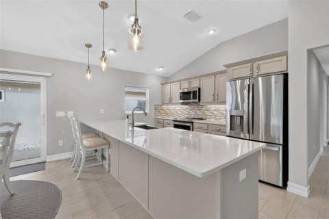 Villa ou maison à vendre à The Villages, Floride: 3 chambres, 153.01 m2 № 2406626 - photo 8