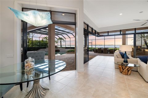Casa en venta en Bradenton, Florida, 4 dormitorios, 410.07 m2 № 2237424 - foto 28