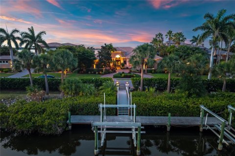 Casa en venta en Bradenton, Florida, 4 dormitorios, 410.07 m2 № 2237424 - foto 8