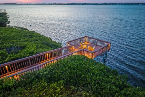 Casa en venta en Bradenton, Florida, 4 dormitorios, 410.07 m2 № 2237424 - foto 10