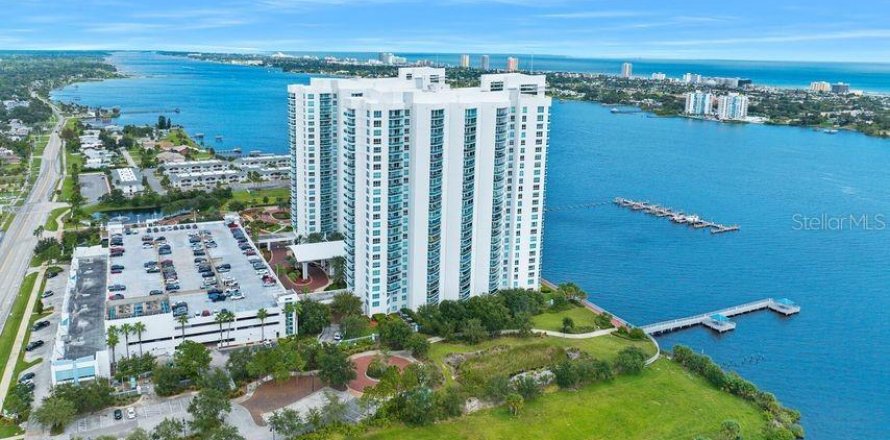 Condo in Holly Hill, Florida, 2 bedrooms  № 1517361