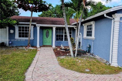 Casa en venta en North Lauderdale, Florida, 3 dormitorios, 106.93 m2 № 1993630 - foto 15