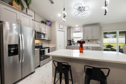 House in Ocala, Florida 3 bedrooms, 133.69 sq.m. № 1908161 - photo 6