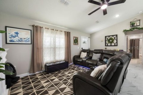 House in Ocala, Florida 3 bedrooms, 133.69 sq.m. № 1908161 - photo 5