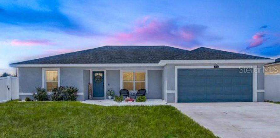 House in Ocala, Florida 3 bedrooms, 133.69 sq.m. № 1908161