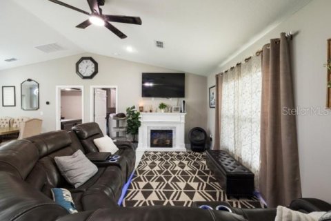 House in Ocala, Florida 3 bedrooms, 133.69 sq.m. № 1908161 - photo 3