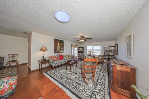 Condominio en venta en Sun City Center, Florida, 2 dormitorios, 163.04 m2 № 1719801 - foto 20