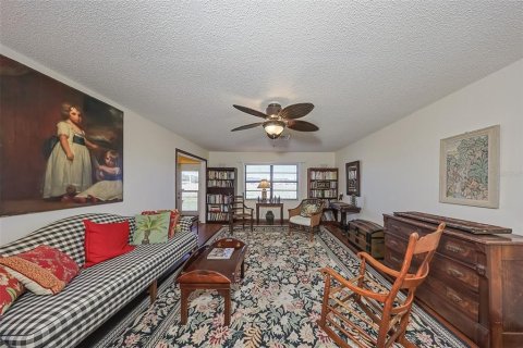 Condominio en venta en Sun City Center, Florida, 2 dormitorios, 163.04 m2 № 1719801 - foto 22