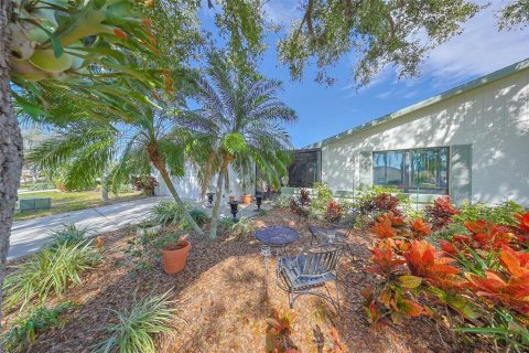 Condominio en venta en Sun City Center, Florida, 2 dormitorios, 163.04 m2 № 1719801 - foto 7