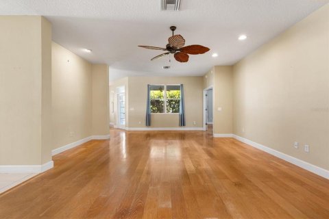 Villa ou maison à vendre à The Villages, Floride: 3 chambres, 192.77 m2 № 2388184 - photo 9