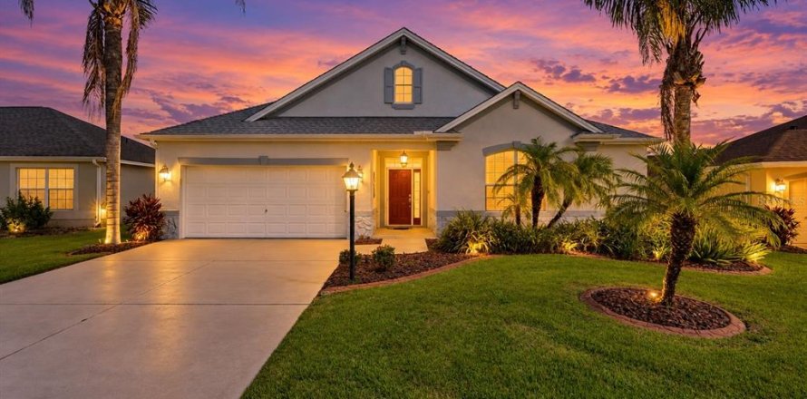 Villa ou maison à The Villages, Floride 3 chambres, 192.77 m2 № 2388184