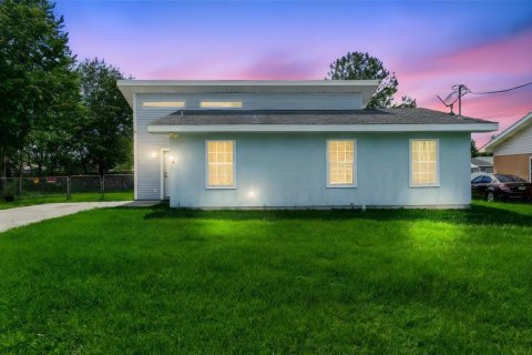 House in Ocala, Florida 3 bedrooms, 104.98 sq.m. № 1898587 - photo 4
